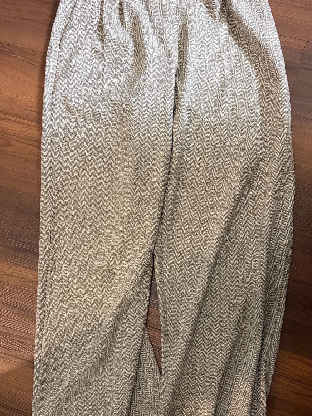 Womens Classic Straight-Leg Pants in Light Taupe